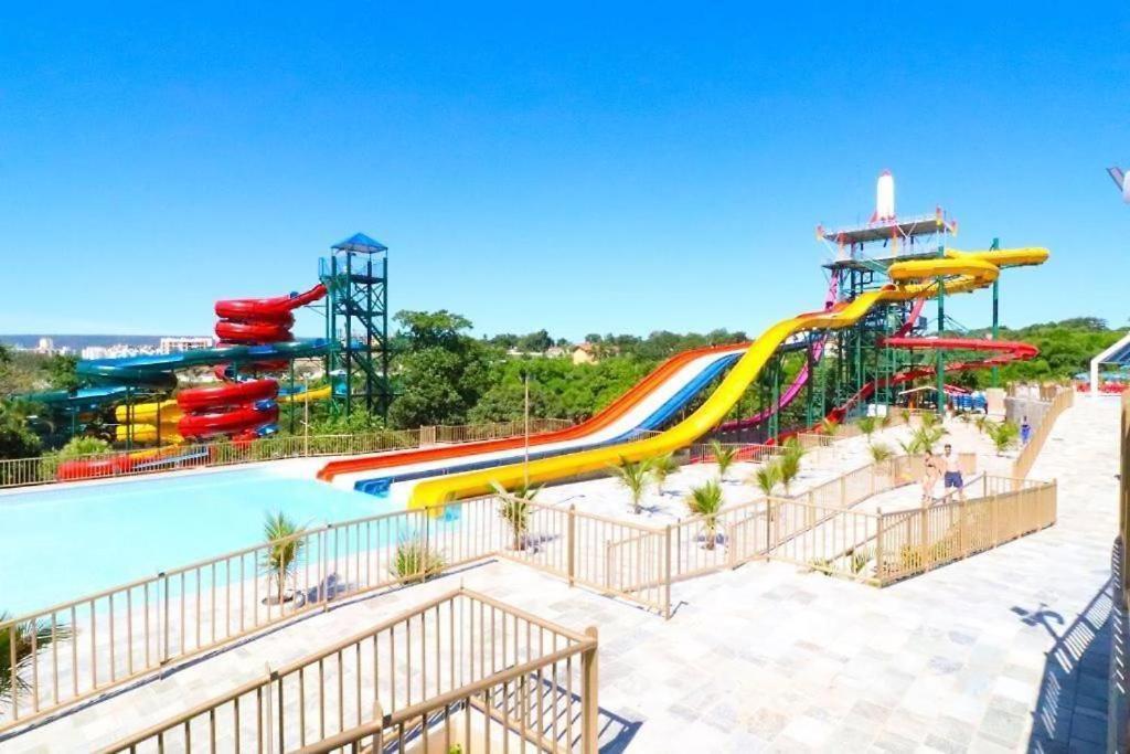Piazza Diroma Oficial Com Acesso Ao Acqua Park Vulcao Ate 5 Pessoas 1 Caldas Novas Exterior foto